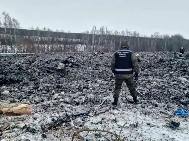 Kyjev: Stále nie sú dôkazy, že v zrútenom lietadle boli ukrajinskí vojaci