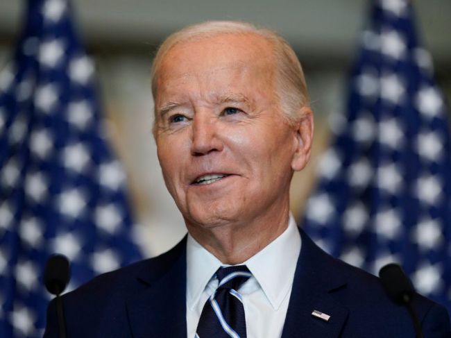 Biden poďakoval von der Leyenovej za schválenie finančnej pomoci EÚ pre Ukrajinu