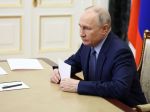 Kremeľ popiera správu agentúry Reuters, že Putin ponúkal prímerie na Ukrajine