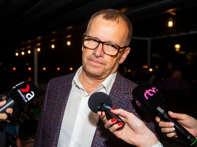 Kollár presedlal na nový džob, po novom vás môže odviezť v taxíku