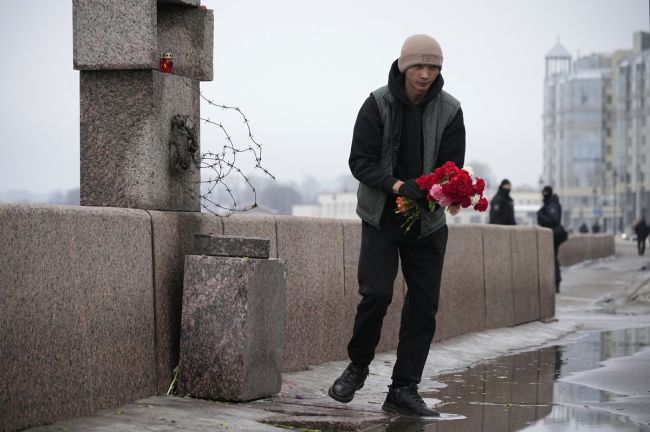Kremeľ popiera, že by tlačil na pochovanie Navaľného v tajnosti