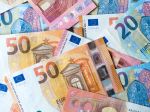 Priemerná mesačná mzda sa vlani zvýšila o 9,7% na 1430 eur