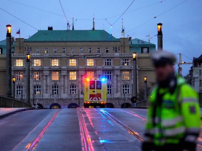 Policajti zasahujú na univerzitách v celom Česku