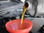 Najväčšia chyba pri motorovom oleji: Toto vám zničí motor