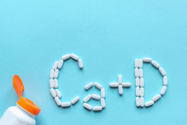 Vápnik a vitamín D má aj nežiadúce účinky. Doplnky s kalciom a D3 zvyšujú riziko fatálneho ochorenia
