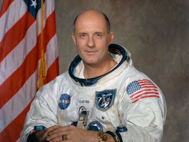 Zomrel astronaut Thomas Stafford, veliteľ misie Apollo 10