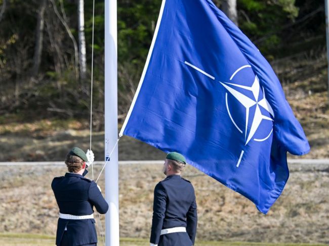 Analytik: Členstvo v NATO je pre štáty ako Slovensko jedinou garanciou bezpečnosti