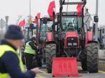 Farmári v Poľsku pokračujú v protestoch, plánujú vyše 500 cestných blokád