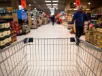 Veľkonočný nákup potravín tento rok vyjde Slovákov drahšie o 3 percentá