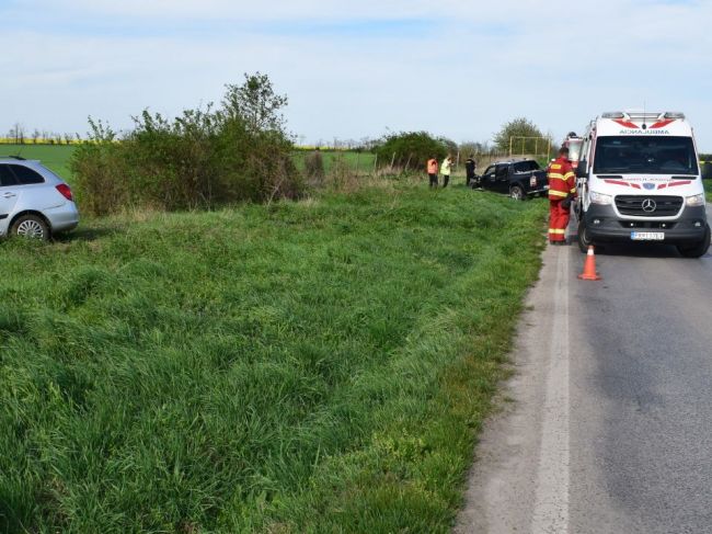 Ďalšia nehoda na jednom mieste: Týždeň po tragédii sa na ceste zrazili tri autá 