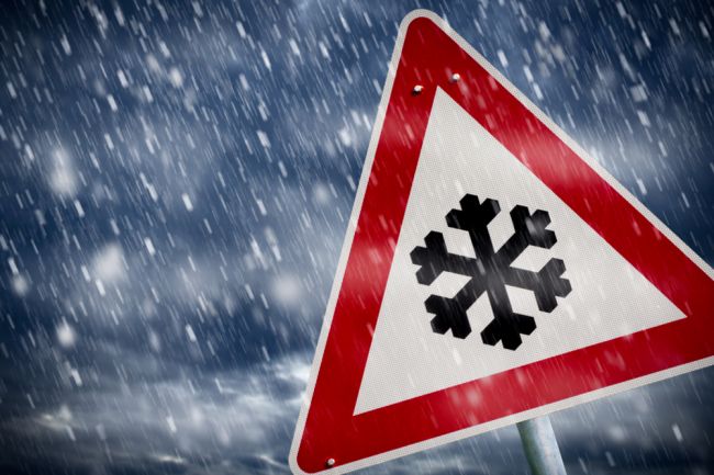 SHMÚ varuje pred počasím v stredu, v týchto lokalitách môže snežiť