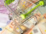 Potraviny na Slovensku sú drahšie ako v Poľsku o 39 %, upozorňuje Hnutie Slovensko