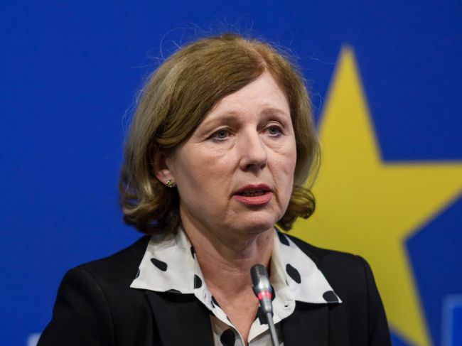 Jourová: Ani Európska komisia, ani slovenská vláda si neprajú, aby SR prišla o eurofondy