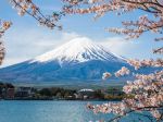 Japonsko kvôli nevychovaným turistom zablokuje populárny výhľad na horu Fudži