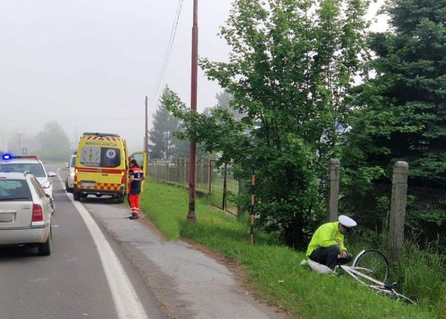 Tragická nehoda: Auto zrazilo muža tlačiaceho bicykel