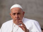 Pápež František vyzval politikov, aby tvorili politiky na podporu pôrodnosti