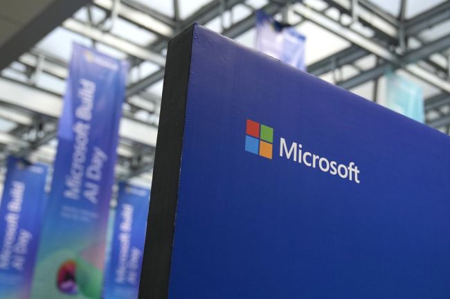 Microsoft a Amazon investujú miliardy eur vo Francúzsku