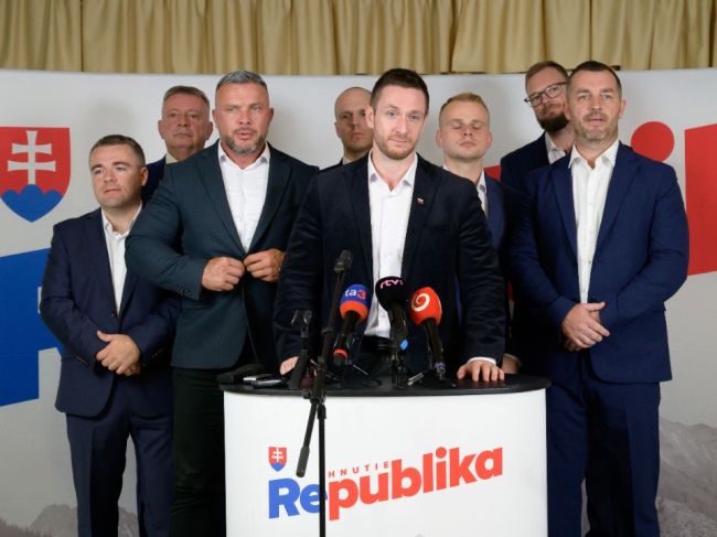 Hnutie Republika je pripravené pomôcť pri stabilizovaní situácie v spoločnosti