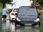 Letné búrky, dažde a povodne preveria aj poistky Slovákov