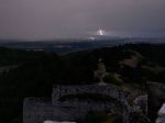 V časti Slovenska zvýšili výstrahu pred búrkami 