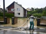 Hrozia už aj povodne: SHMÚ rozšíril ďalšiu výstrahu
