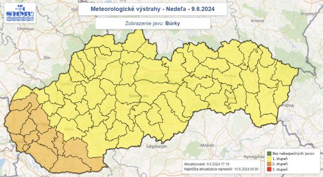 Na juhozápade Slovenska sa podvečer očakávajú búrky, hrozí aj vznik superciel