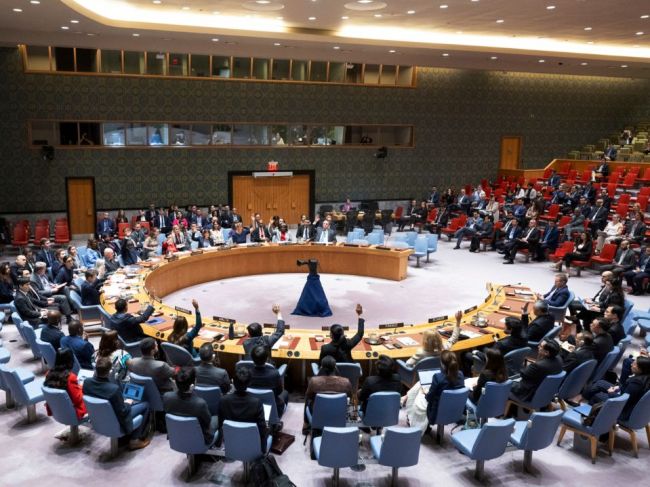 Bezpečnostná rada OSN prijala návrh na prímerie medzi Izraelom a Hamasom