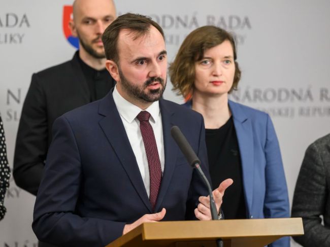 Kišš: Európska komisia vystavila Slovensku kritické zrkadlo, prístup vlády je nedostatočný