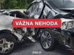 Pri nehode na Okružnej ulici sa zranili traja ľudia