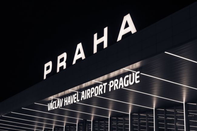 Pražské letisko povolalo krízového manažéra, aby zabránil ďalšiemu kolapsu