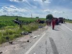 Pri dopravnej nehode nákladného auta s minibusom zahynulo 14 ľudí