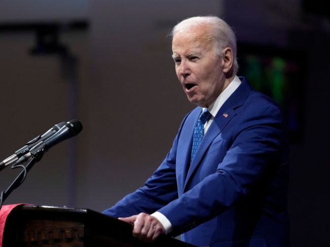 Biden: Útok na nemocnicu v Kyjeve je "hroznou pripomienkou brutality Ruska"