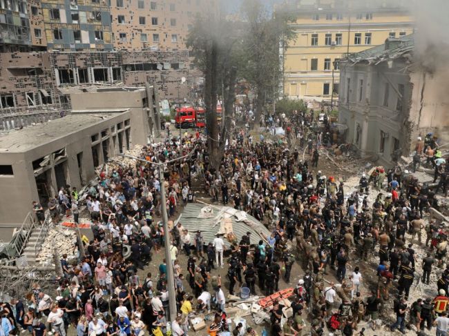 Pondelkové útoky na Ukrajine si vyžiadali 37 obetí, prevažne v Kyjeve