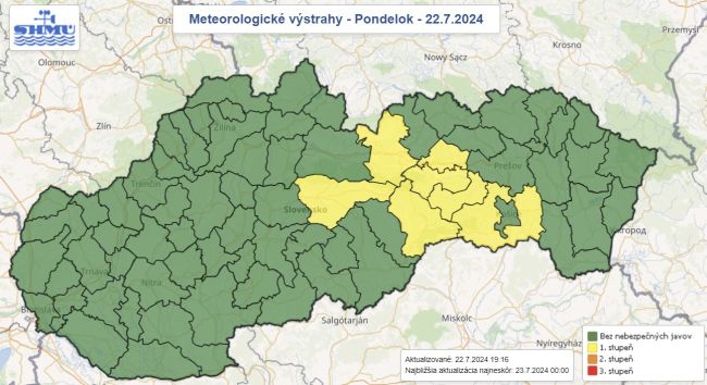 SHMÚ: Vo viacerých regiónoch hrozia búrky