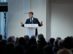 Macron naznačil, že novú vládu vymenuje až po skončení olympiády