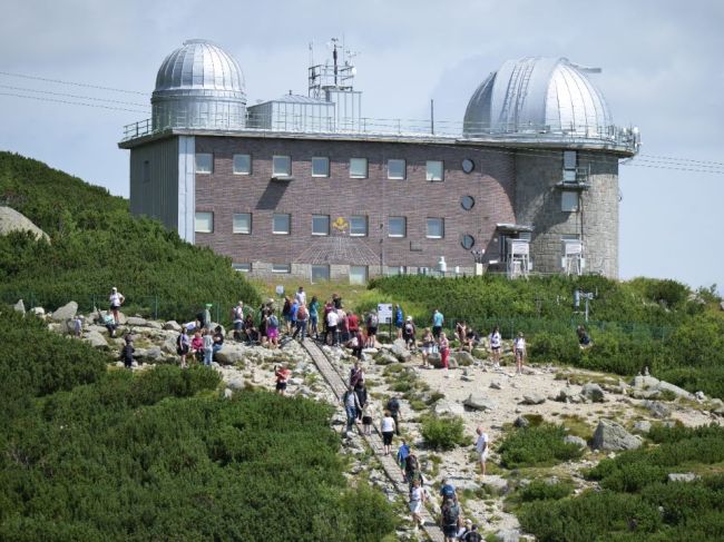 Astronomické observatóriá vo Vysokých Tatrách opäť otvárajú brány verejnosti