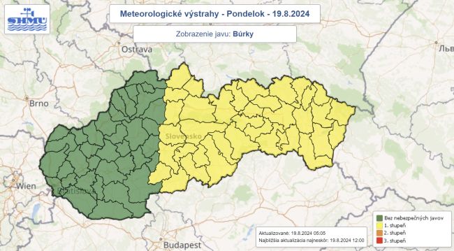 Búrky možno v pondelok očakávať na východnom aj strednom Slovensku