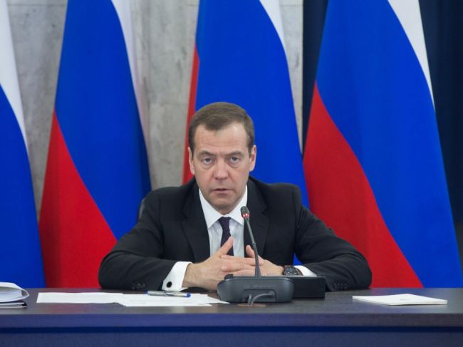 Medvedev: Po invázii do Kurskej oblasti nebudú žiadne rokovania s Ukrajinou