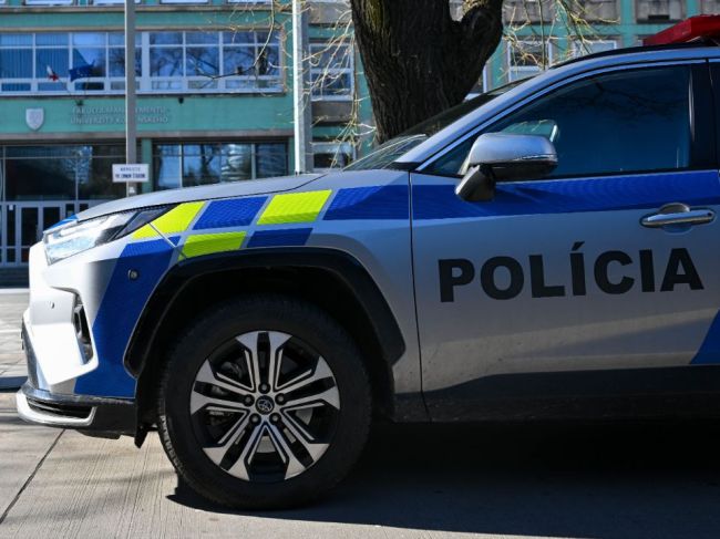 Polícia nemá dosť nabíjačiek pre elektrické autá