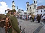 Počas osláv výročia SNP musia vodiči a chodci rátať s viacerými obmedzeniami v doprave