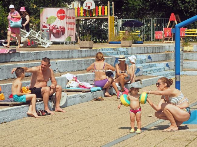 Letné prázdniny sú čoraz viac náročné a prehlbujú rozdiely obyvateľstva