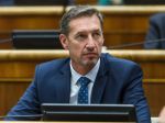 Majerský: Vláda prekrýva neschopnosť konsolidovať odvolávaním Michala Šimečku