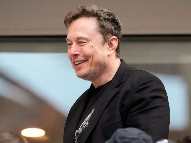 Austrálsky premiér pripomenul Muskovi spoločenskú zodpovednosť sociálnych médií