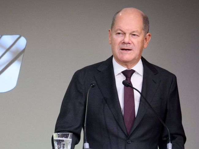 Scholz: Nemecko čoskoro dodá Izraelu viac zbraní