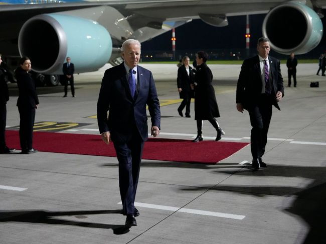 Do Berlína pricestoval Joe Biden, stretne sa so Scholzom