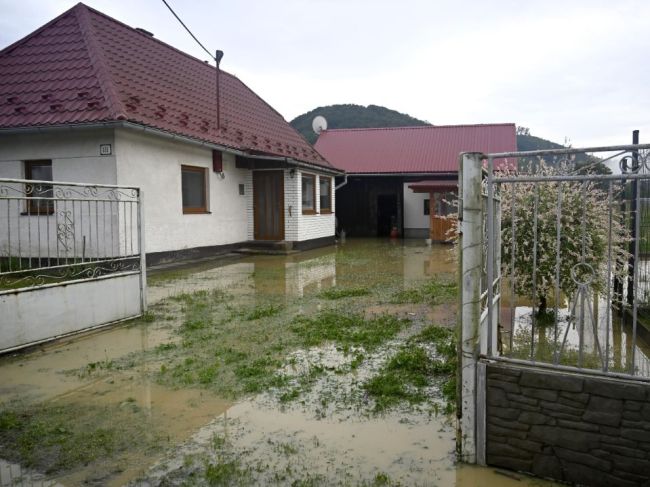 MŽP zverejnilo podmienky výzvy, pomôcť má majiteľom domov zasiahnutých povodňami