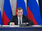 Medvedev varuje Spojené štáty pred jadrovým konfliktom