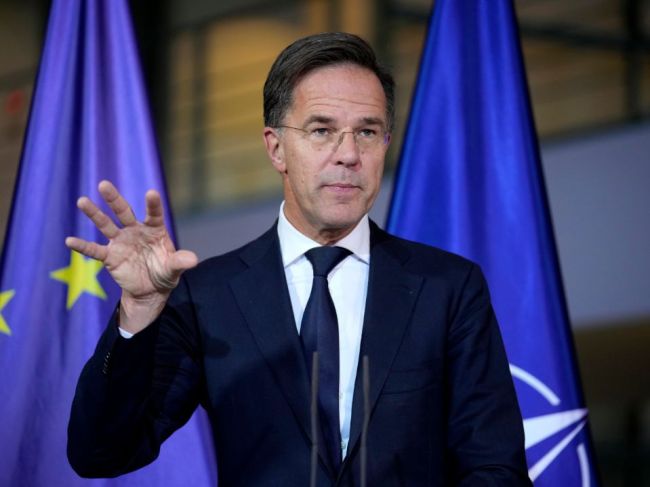 Rutte: NATO zostane jednotné, nech zvíťazí ktorýkoľvek kandidát