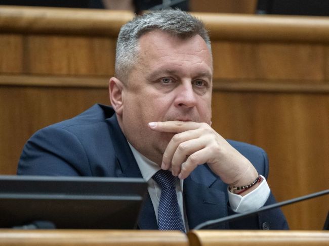 Danko: Ak Huliaka odvolajú z čela výboru, SNS ho navrhne opäť do funkcie