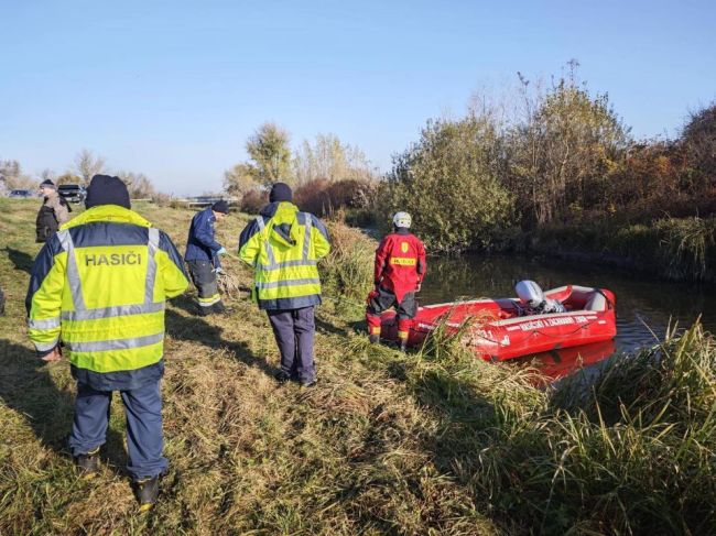 Polícia hľadá 44-ročného muža, do pátrania sa zapojili aj dobrovoľníci